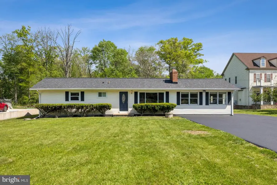 45448 Mallard St, Sterling, VA 20165 - #2