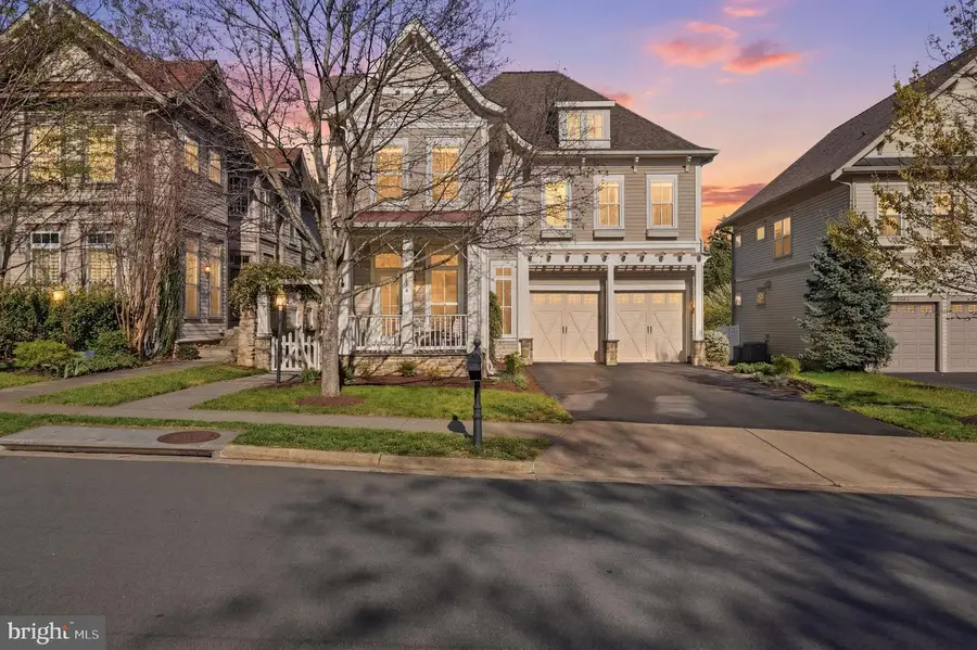 22826 Courtland Park Dr, Brambleton, VA 20148 - #3