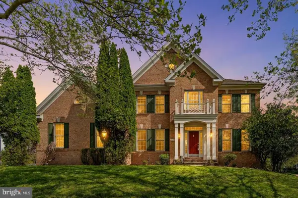 42758 Glenside Dr, BRAMBLETON, VA 20148