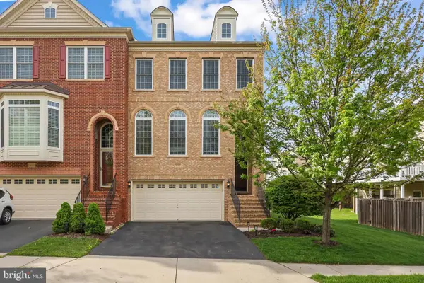 42125 Byrnes View Ter, ALDIE, VA 20105