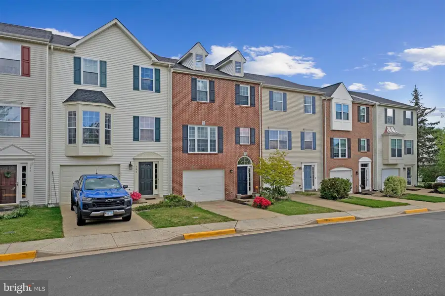 590 Tuliptree Sq Ne, Leesburg, VA 20176 - #2