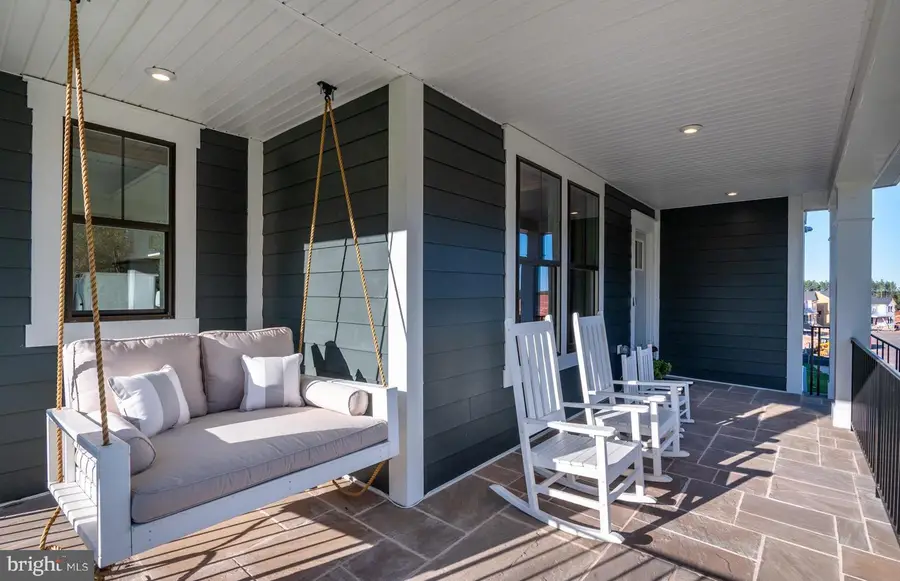 42847 Whiskers Meadow Dr, Leesburg, VA 20176 - #2