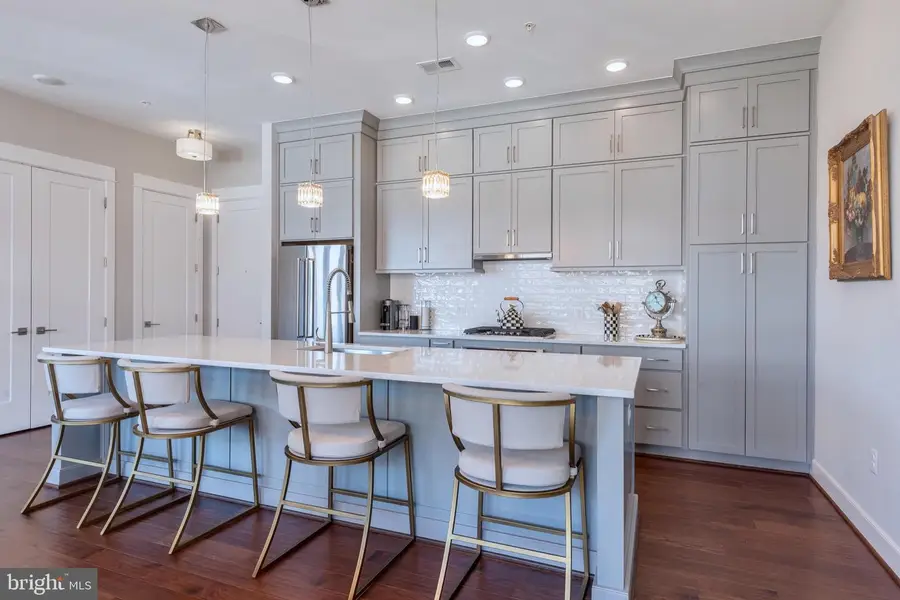 2 Stationmaster St Se #202, Leesburg, VA 20175 - #3