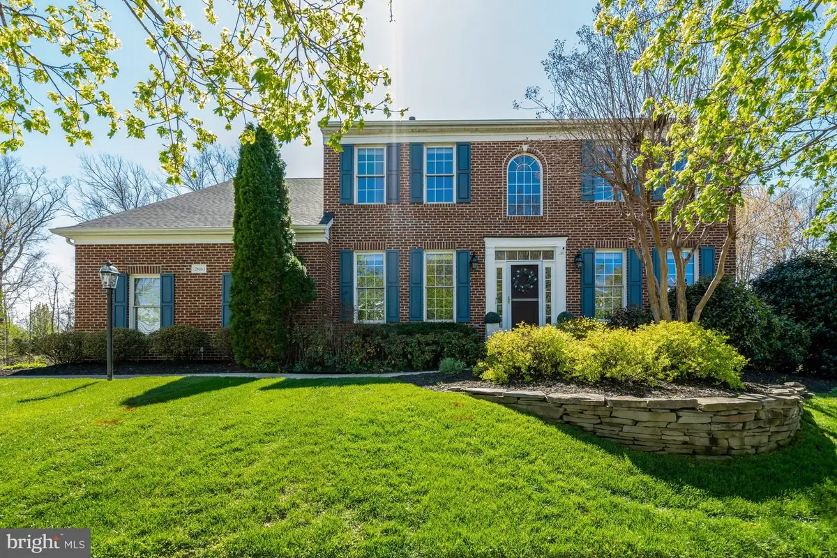 26163 Glasgow Dr, Chantilly, VA 20152 - #1