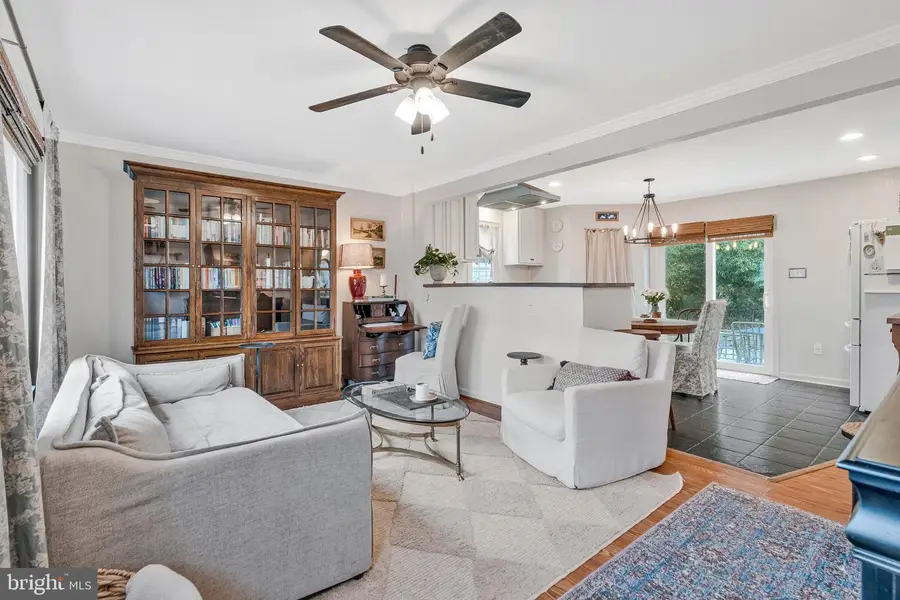 560 Rockbridge Dr Se, Leesburg, VA 20175 - #3