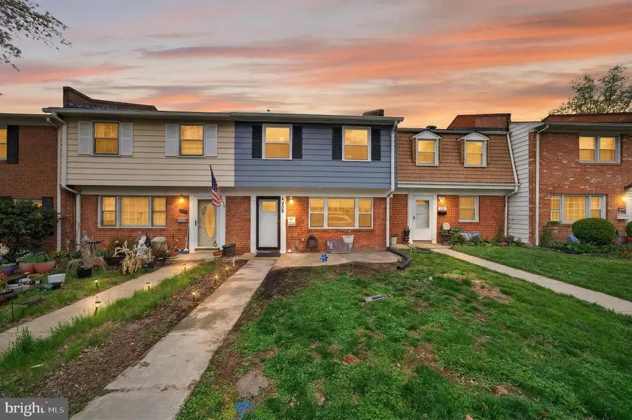 209 Shenandoah St Se, Leesburg, VA 20175 - #2