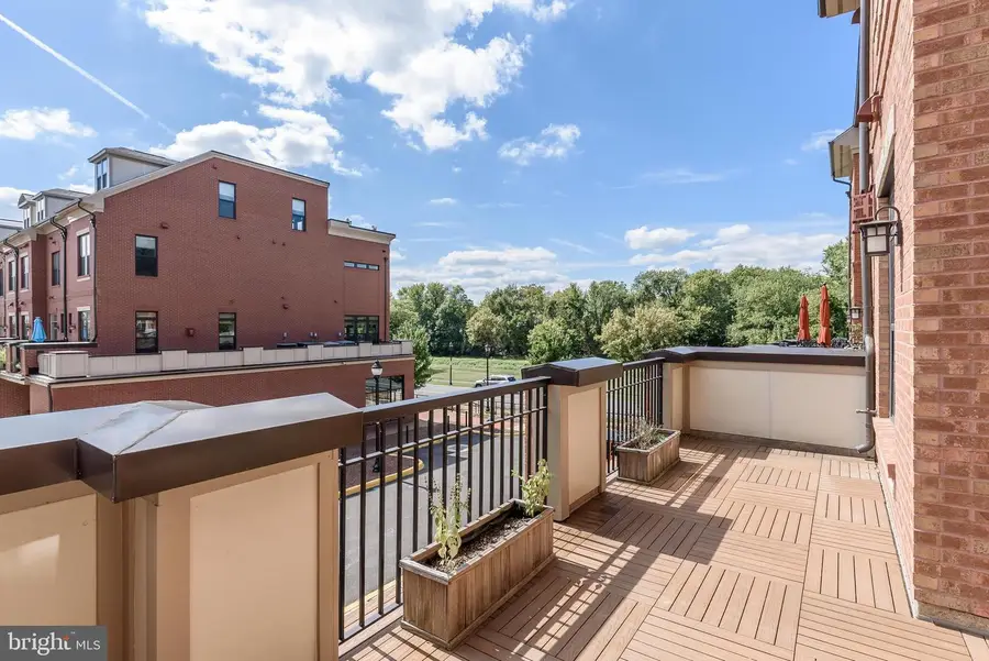 204 Railbender Aly Se, Leesburg, VA 20175 - #3