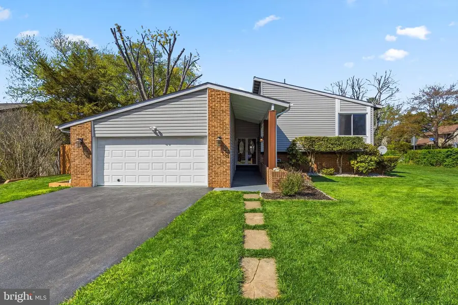 101 Hopeland Ln, Sterling, VA 20164 - #2