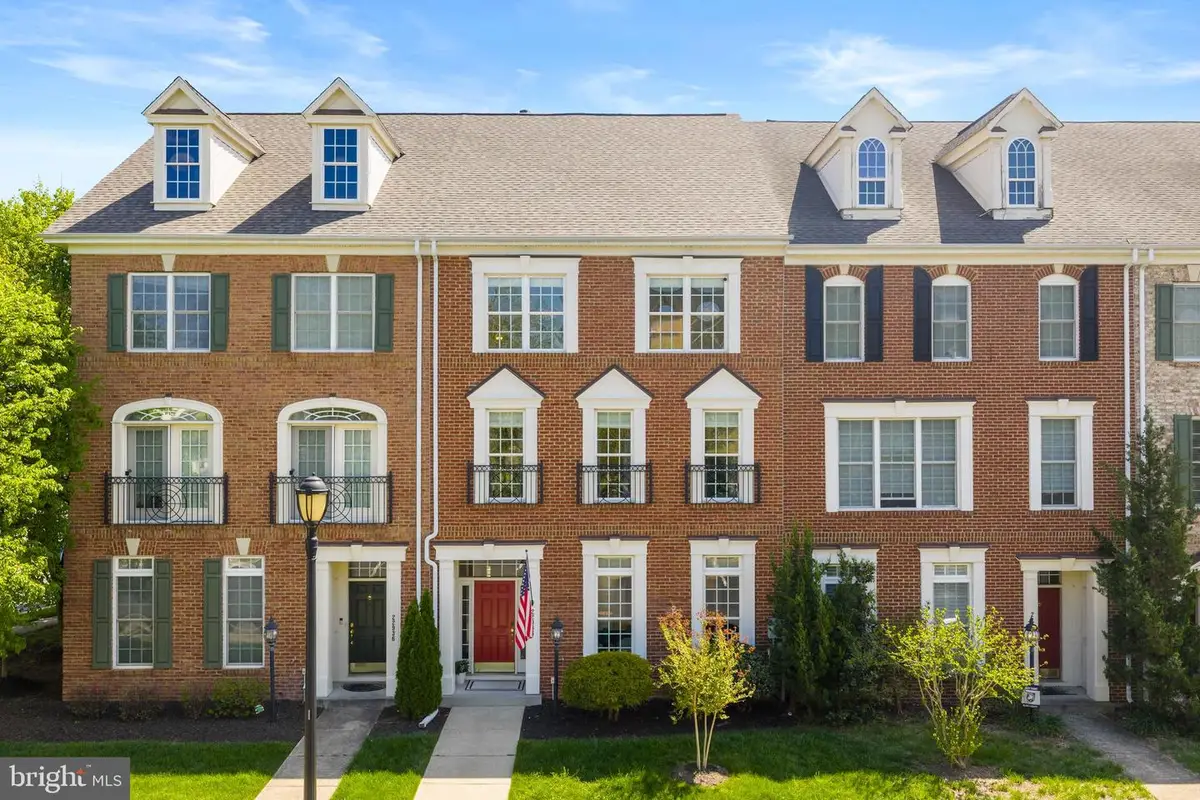 22938 Eversole Ter, Brambleton, VA 20148 - #1