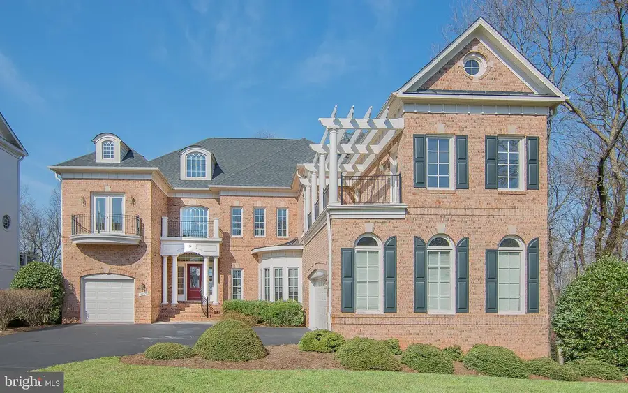 18208 Shinniecock Hills Pl, Leesburg, VA 20176 - #2