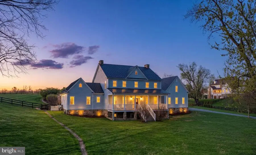 15718 Old Waterford Rd, Paeonian Springs, VA 20129 - #3