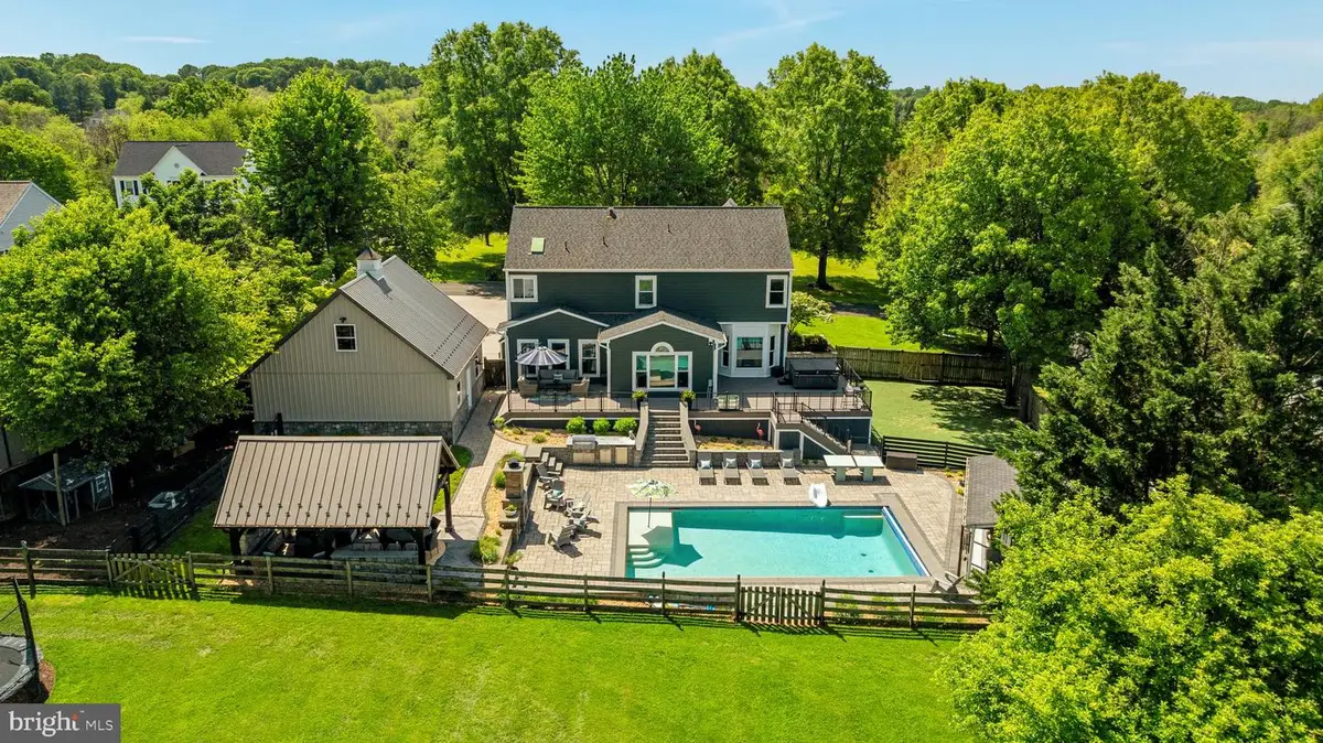 37440 Whitacre Ln, Purcellville, VA 20132 - #1