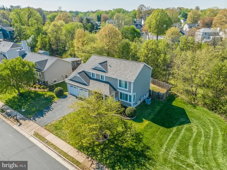 342 Samantha Dr, Sterling, VA 20164 - #2