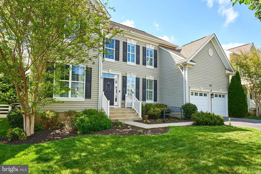 17675 Cleveland Park Dr, Round Hill, VA 20141 - #2