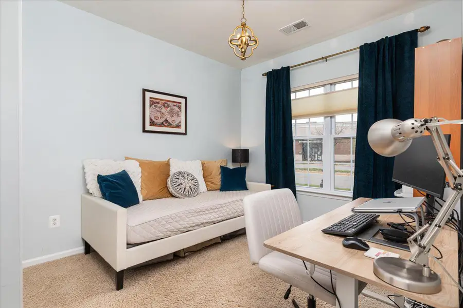 25436 S Riding Blvd #2h, Chantilly, VA 20152 - #3