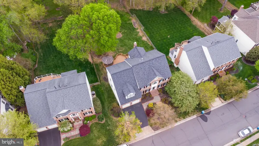 47265 Middle Bluff Pl, Sterling, VA 20165 - #2