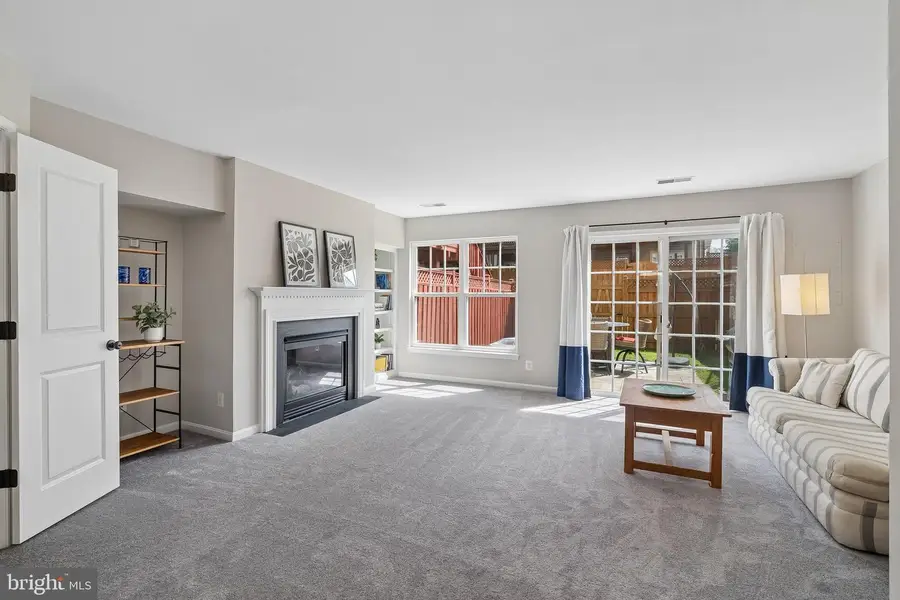 43255 Sunderleigh Sq, Broadlands, VA 20148 - #3