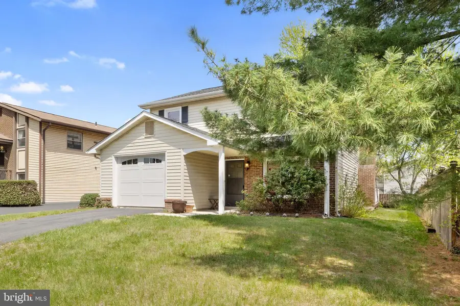 102 Sexton Ct, Sterling, VA 20164 - #3