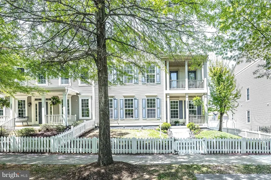 20333 Charter Oak Dr, Ashburn, VA 20147 - #3