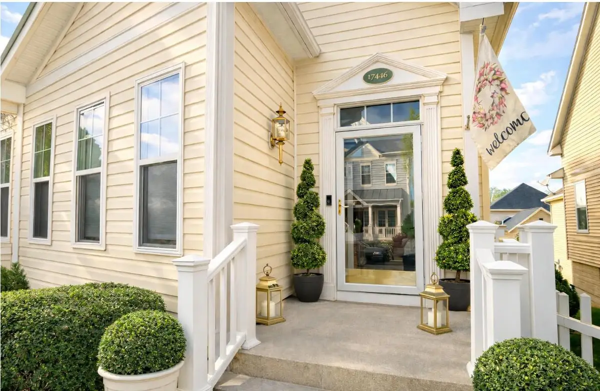 17446 Lethridge Cir, Round Hill, VA 20141 - #1