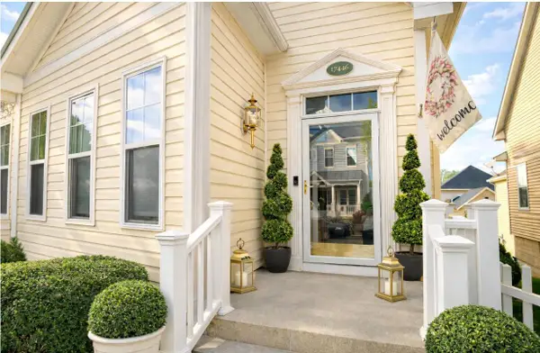 17446 Lethridge Cir, ROUND HILL, VA 20141