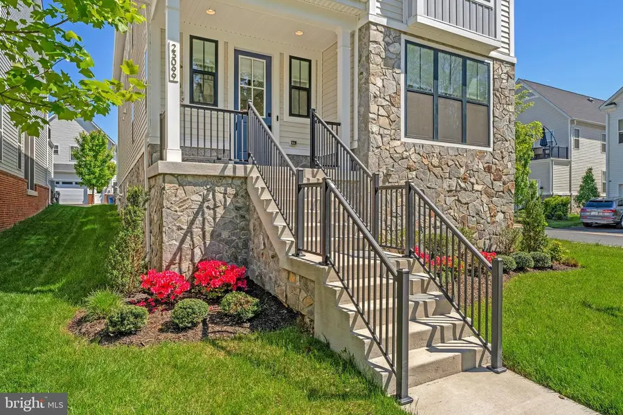 23099 Glenwood Heights Cir, Brambleton, VA 20148 - #2