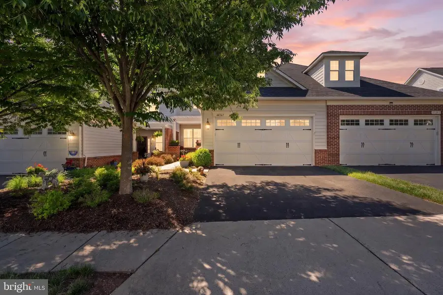 44367 Oakmont Manor Sq, Ashburn, VA 20147 - #2