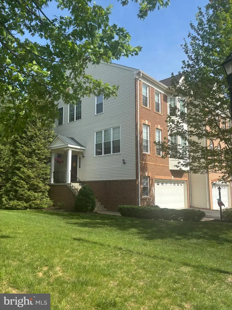 208 Misty Pond Ter, Purcellville, VA 20132 - #1