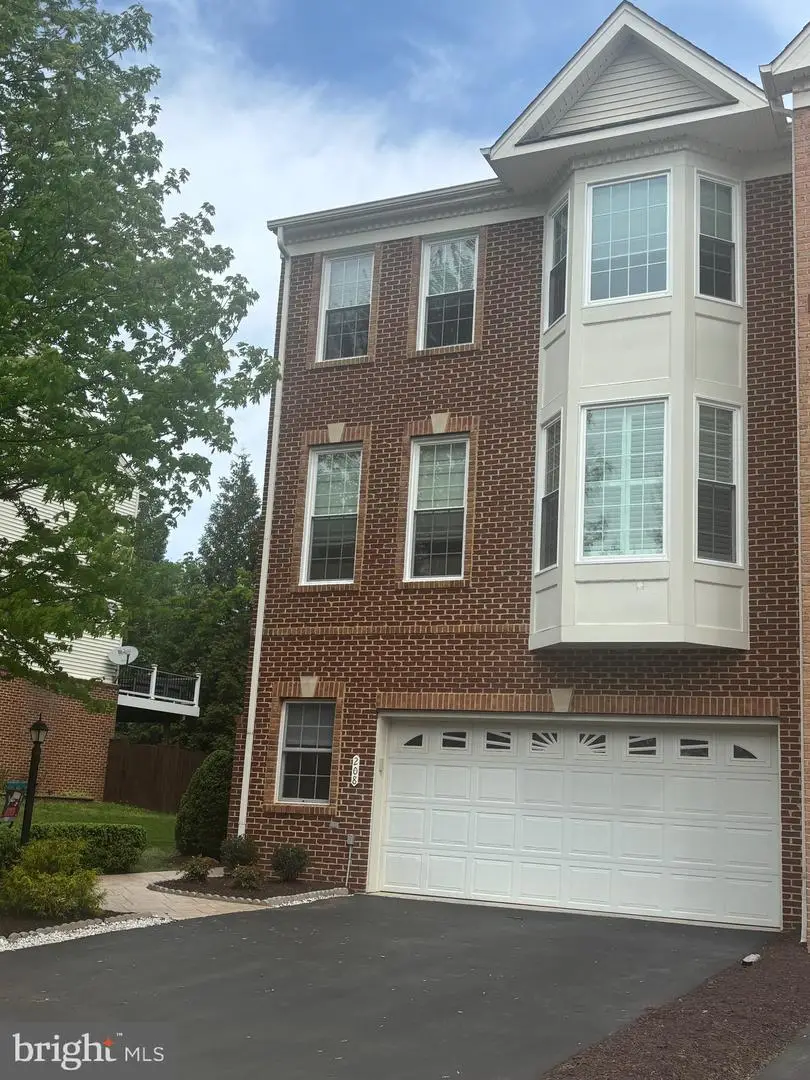 208 Misty Pond Ter, Purcellville, VA 20132 - #2