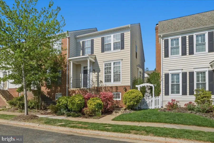 20361 Hartwell St, Ashburn, VA 20147 - #2