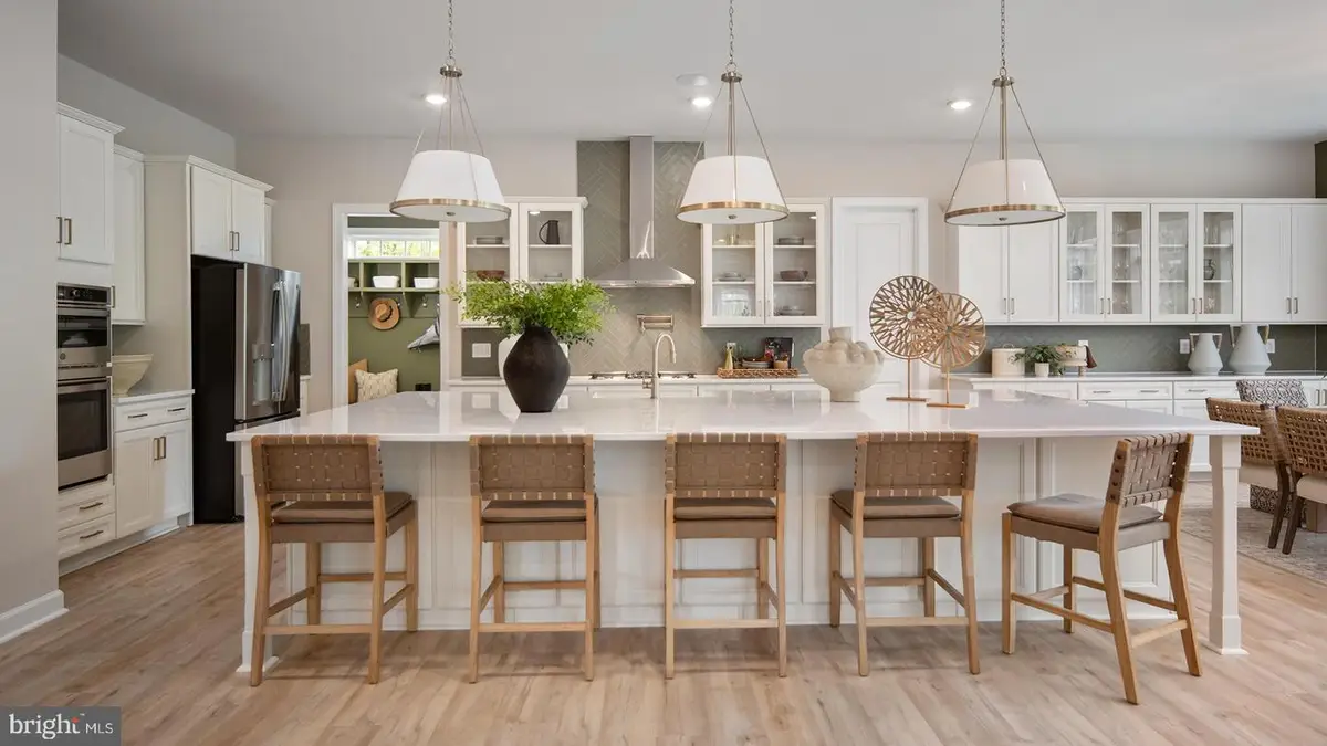 39948 Mcelnea Manor Ct, Lovettsville, VA 20180 - #1