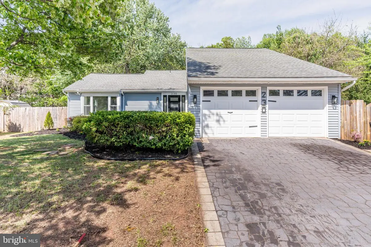 230 E Juniper Ave, Sterling, VA 20164 - #1