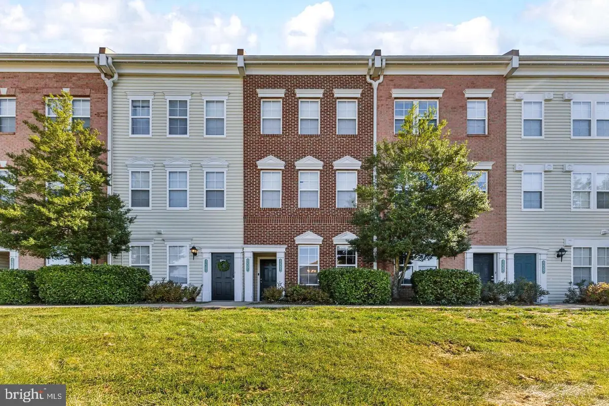 42393 Goldenseal Sq, Brambleton, VA 20148 - #1