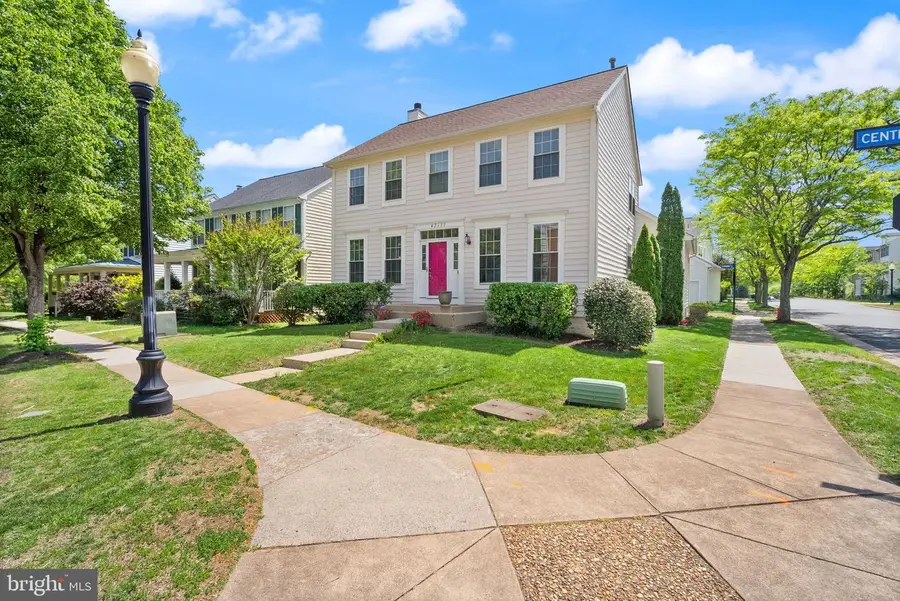 43111 Center St, Chantilly, VA 20152 - #3