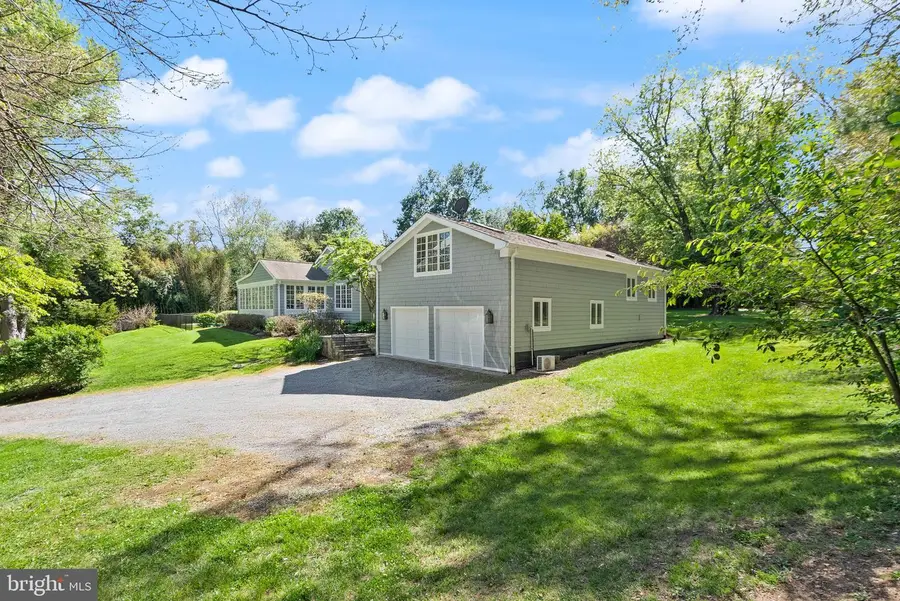 23357 Wildwood Ln, Middleburg, VA 20117 - #3