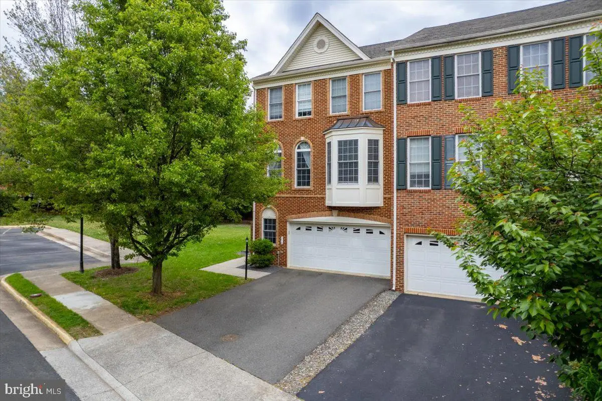 210 Elder Ter, Purcellville, VA 20132 - #1