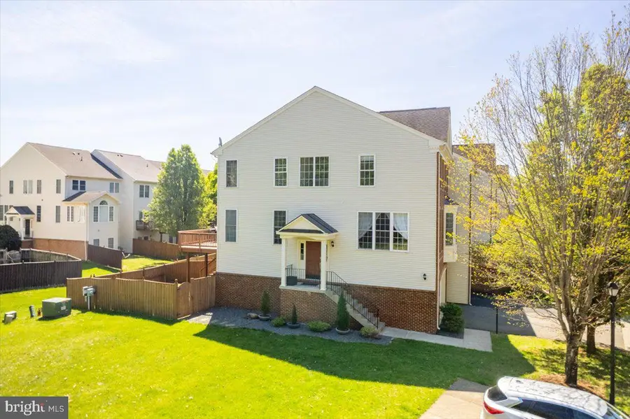 210 Elder Ter, Purcellville, VA 20132 - #2