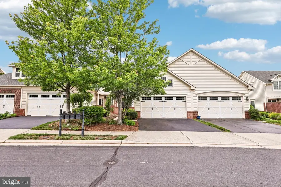 44360 Sunset Maple Dr, Ashburn, VA 20147 - #2