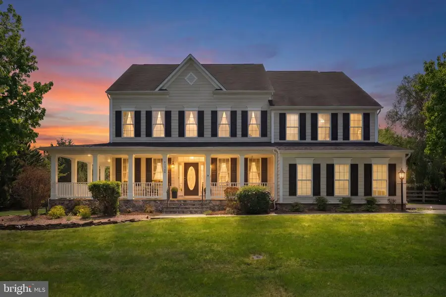 16328 Limestone Ct, Leesburg, VA 20176 - #2