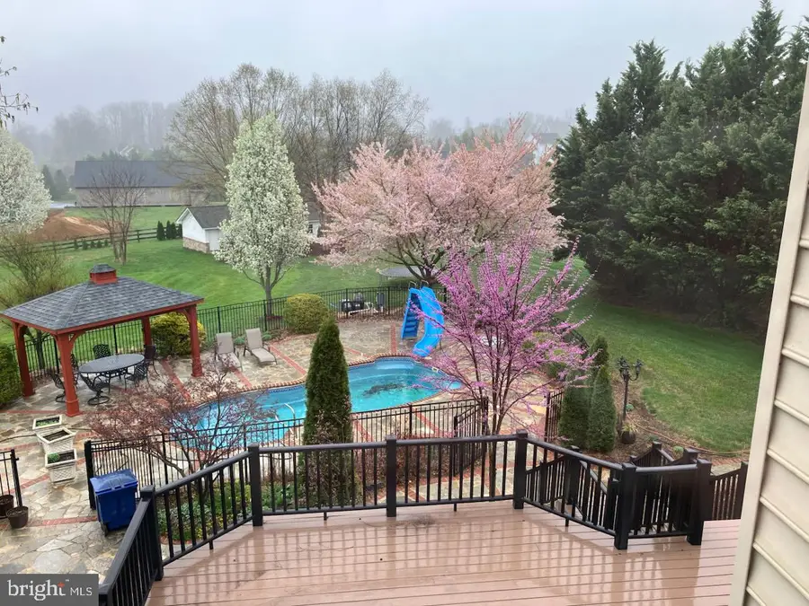 16720 Falconhurst Dr, Purcellville, VA 20132 - #3