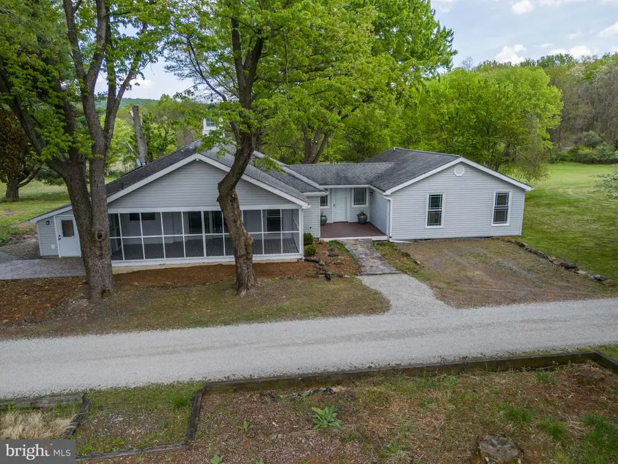 15630 Edgegrove Rd, Blue Ridge, VA 20132 - #3