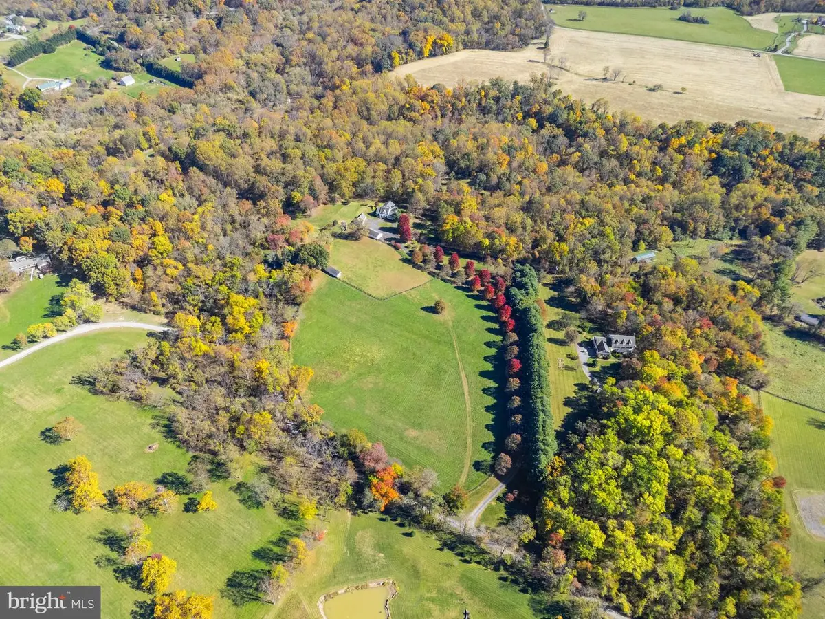20962 Beaverdam Bridge Rd, Middleburg, VA 20117 - #1