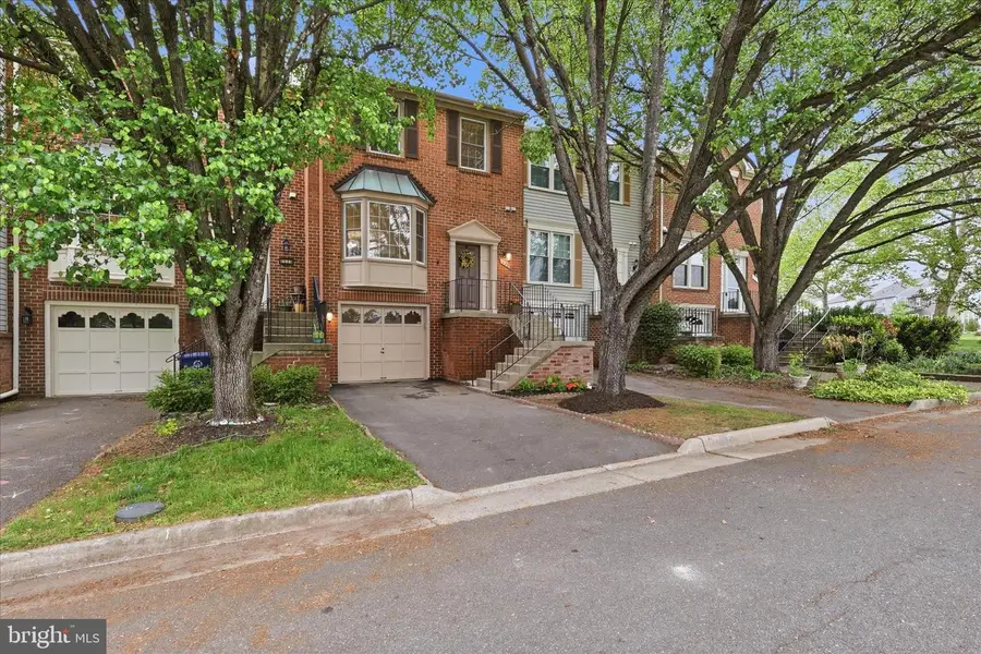 339 Davis Ave Sw, Leesburg, VA 20175 - #2
