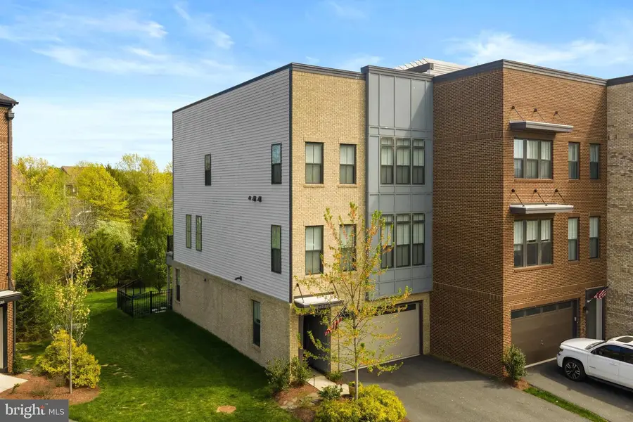 23070 Sullivans Cove, Brambleton, VA 20148 - #2