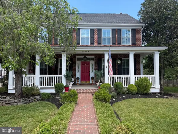 25484 Heathfield Cir, CHANTILLY, VA 20152