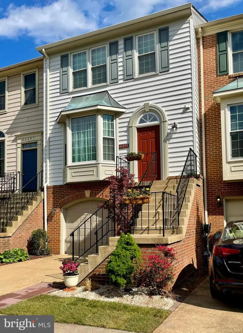 46895 Rabbitrun Ter, Sterling, VA 20164 - #1