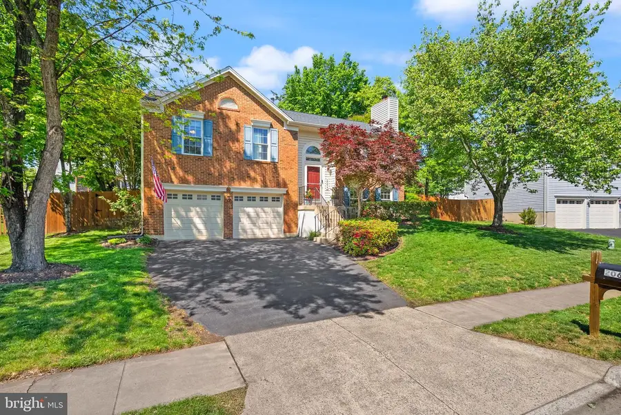 20617 Preakness Ct, Ashburn, VA 20147 - #2