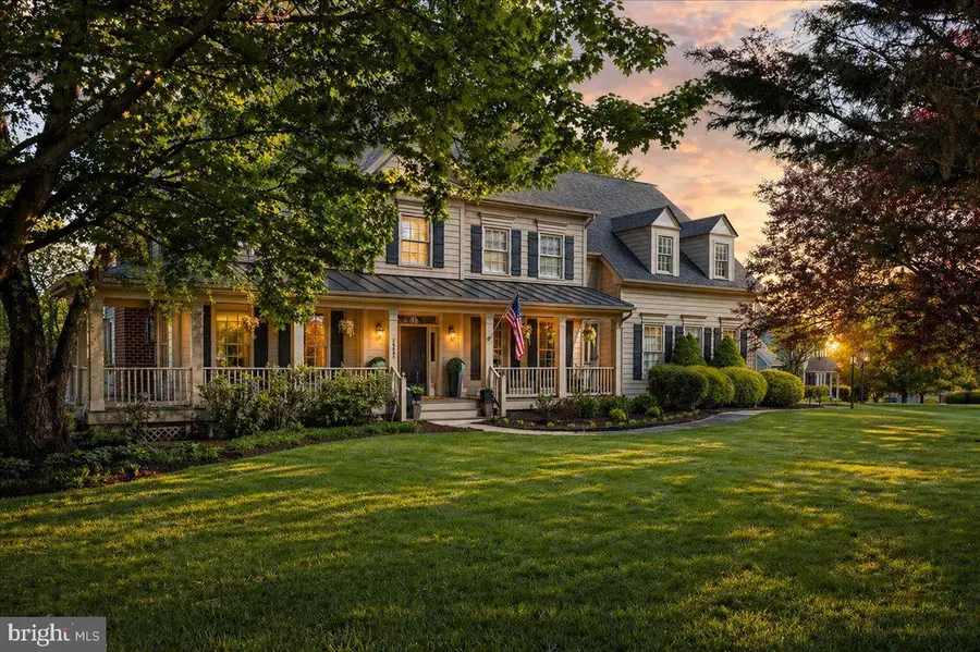 18290 Turnberry Dr, Round Hill, VA 20141 - #2