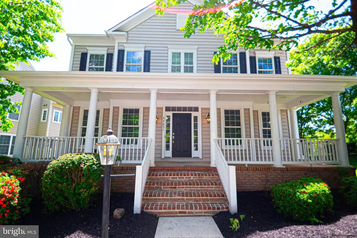 42631 Explorer Dr, Brambleton, VA 20148 - #1
