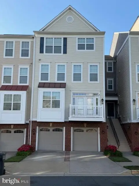 45764 Winding Branch Ter, Sterling, VA 20166 - #3